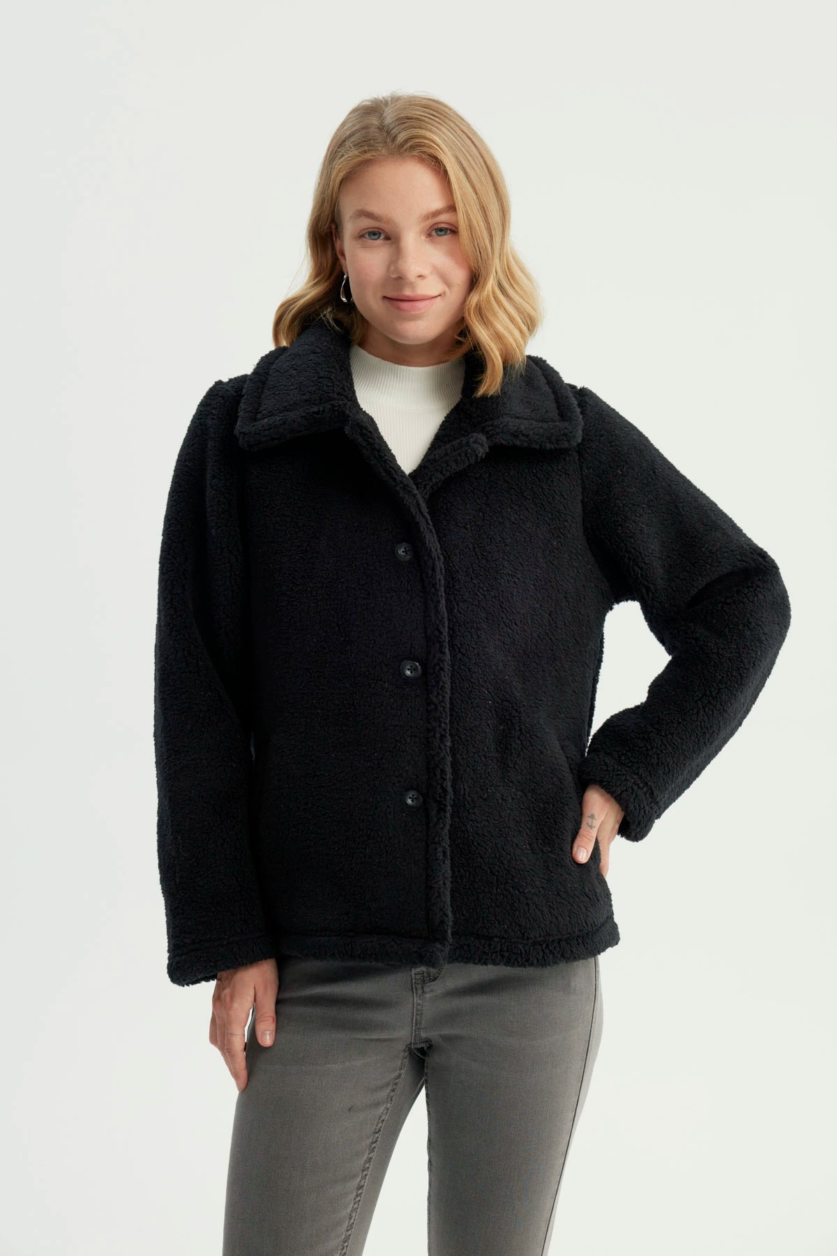 Polar Mujer Cuello Camisero Abotonado Negro