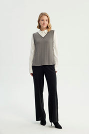 Sweater Mujer Regular Gris Oscuro