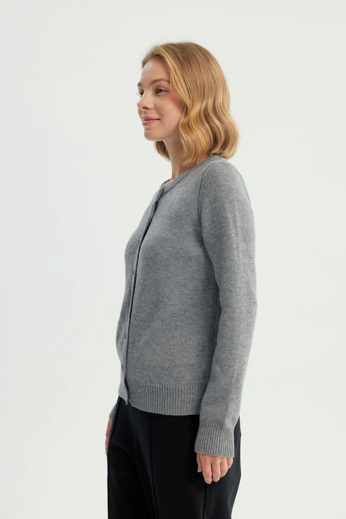 Sweater Mujer Regular Gris Melange