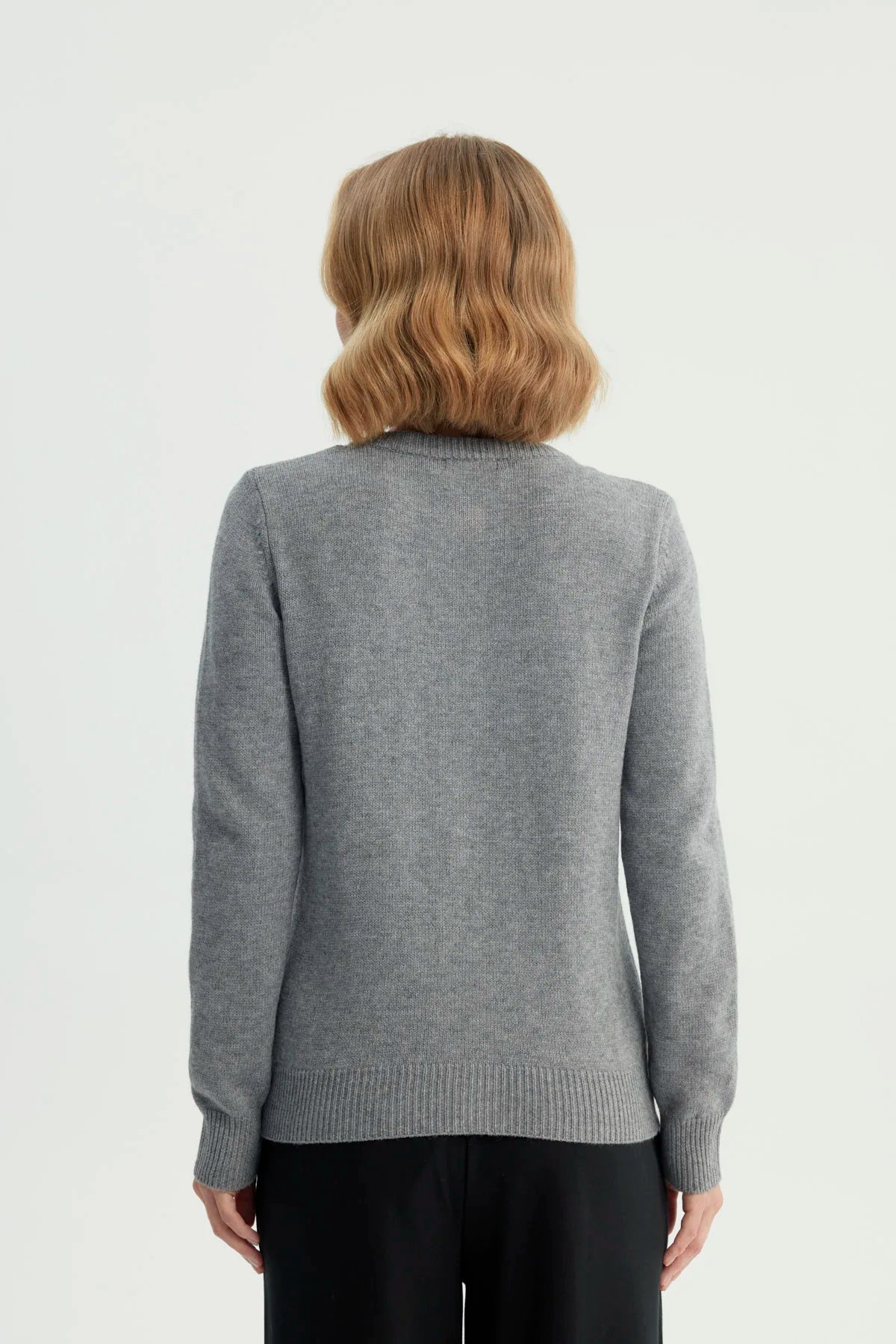 Sweater Mujer Regular Gris Melange
