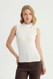 Polera Mujer Ajustada Sin Mangas Crudo