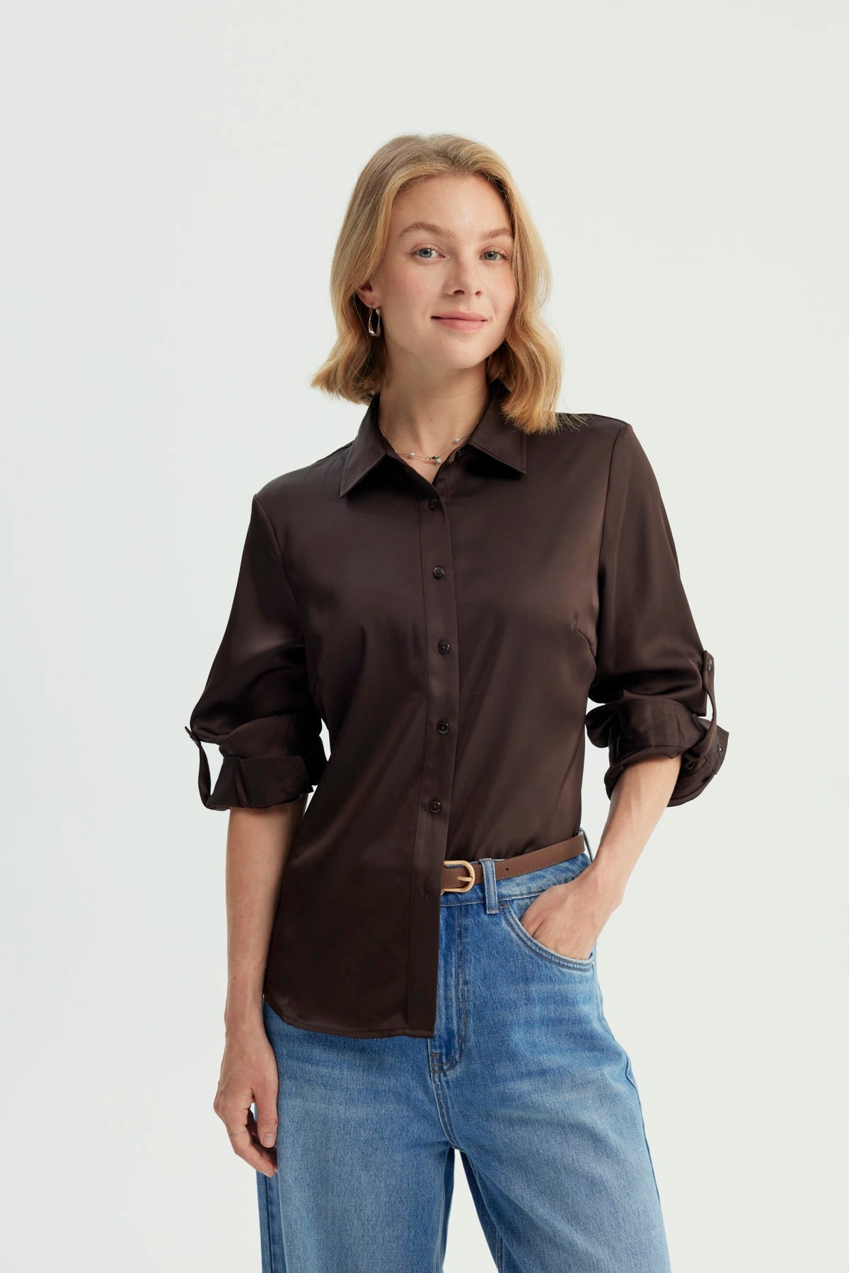 Blusa Mujer Cuello Camisero Chocolate