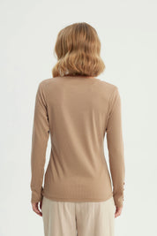 Polera Mujer Slim Beige