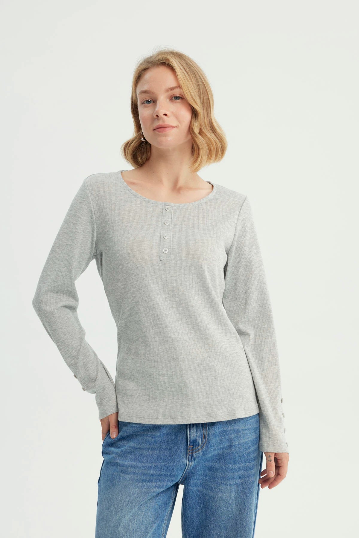Polera Mujer Slim Gris Melange