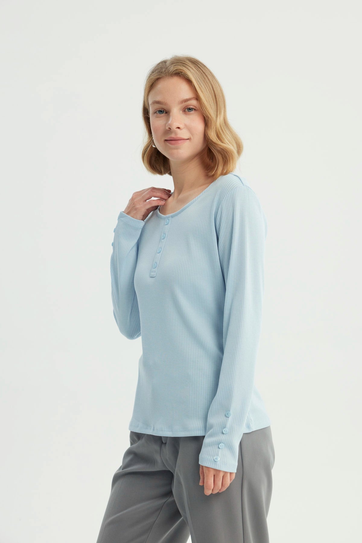 Polera Mujer Slim Celeste
