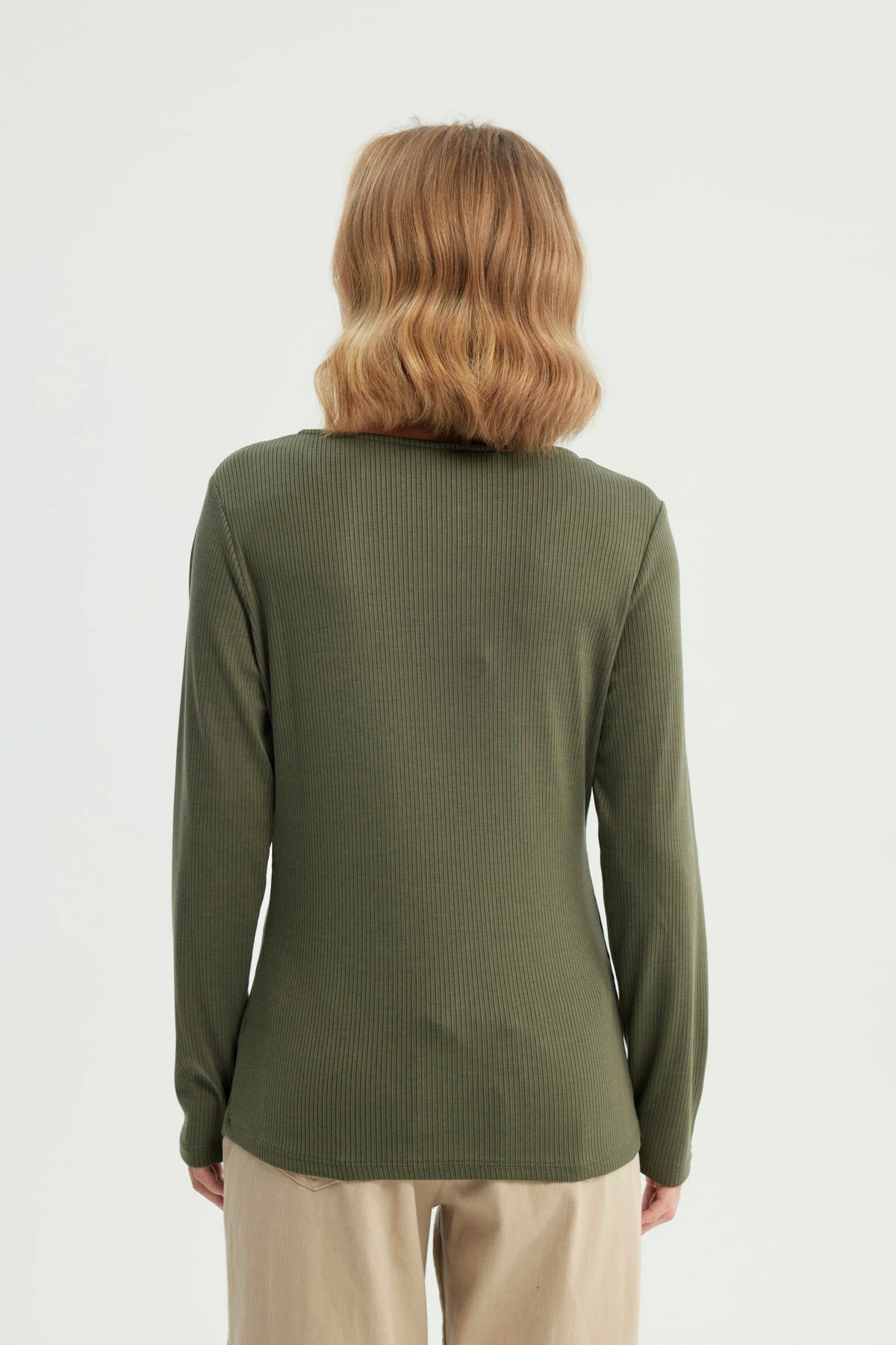 Polera Mujer Slim Verde Militar