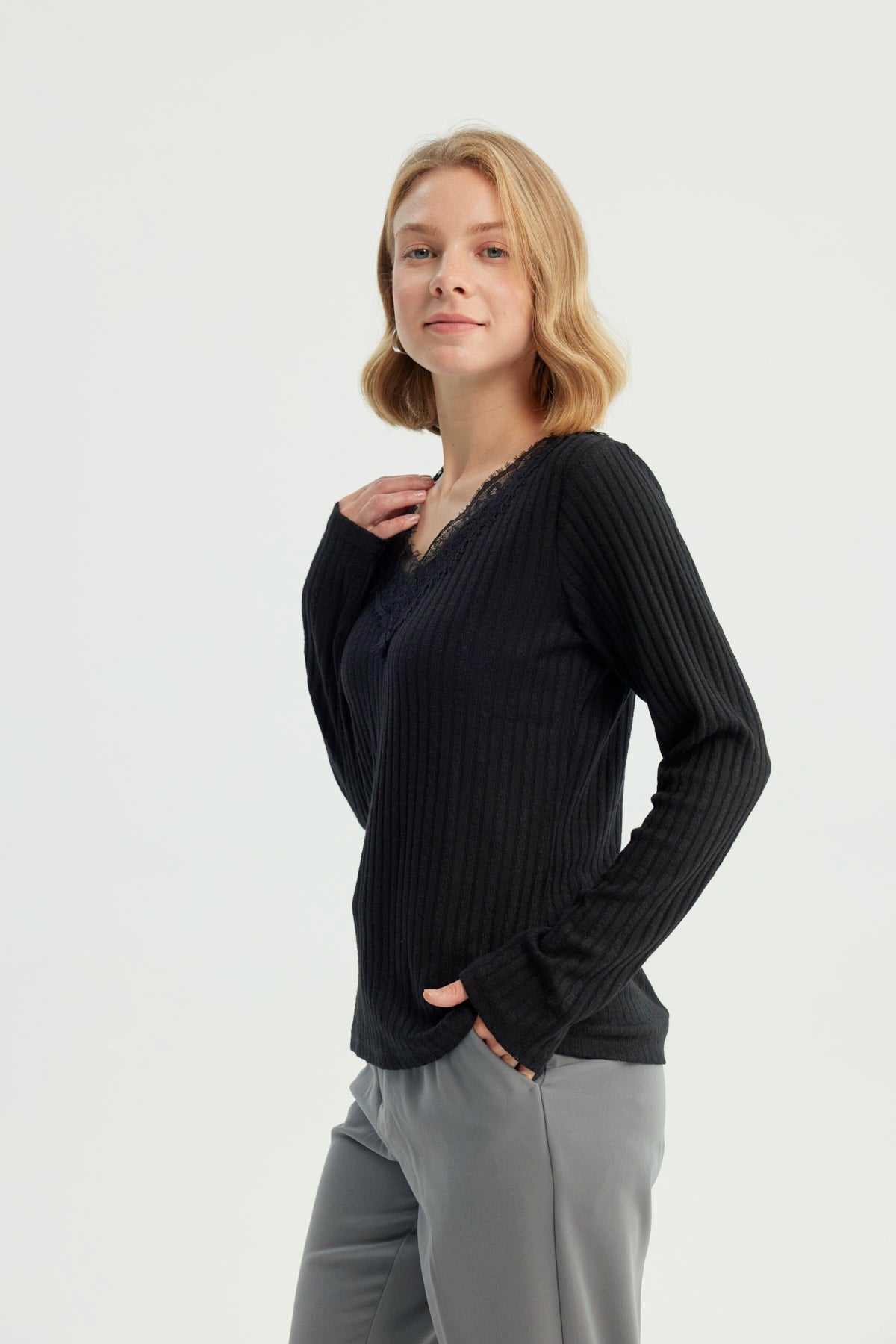 Sweater Mujer Regular Negro