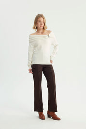 Sweater Mujer Slim Hombro Descubierto Crema