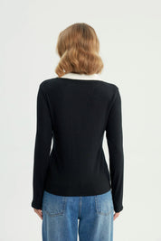 Polera Mujer Ajustada Cuello Polo Negro