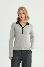 Polera Mujer Ajustada Cuello Polo Gris Melange