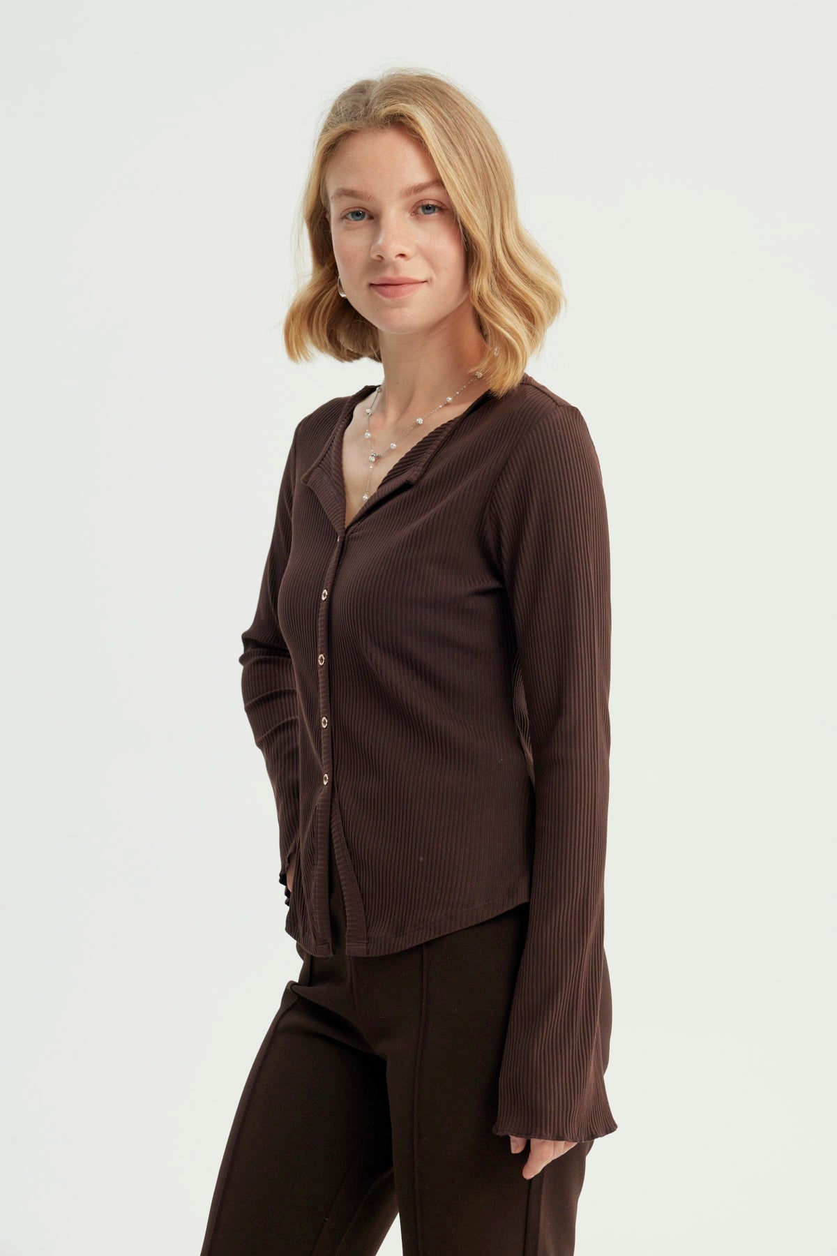 Polera Mujer Slim Chocolate