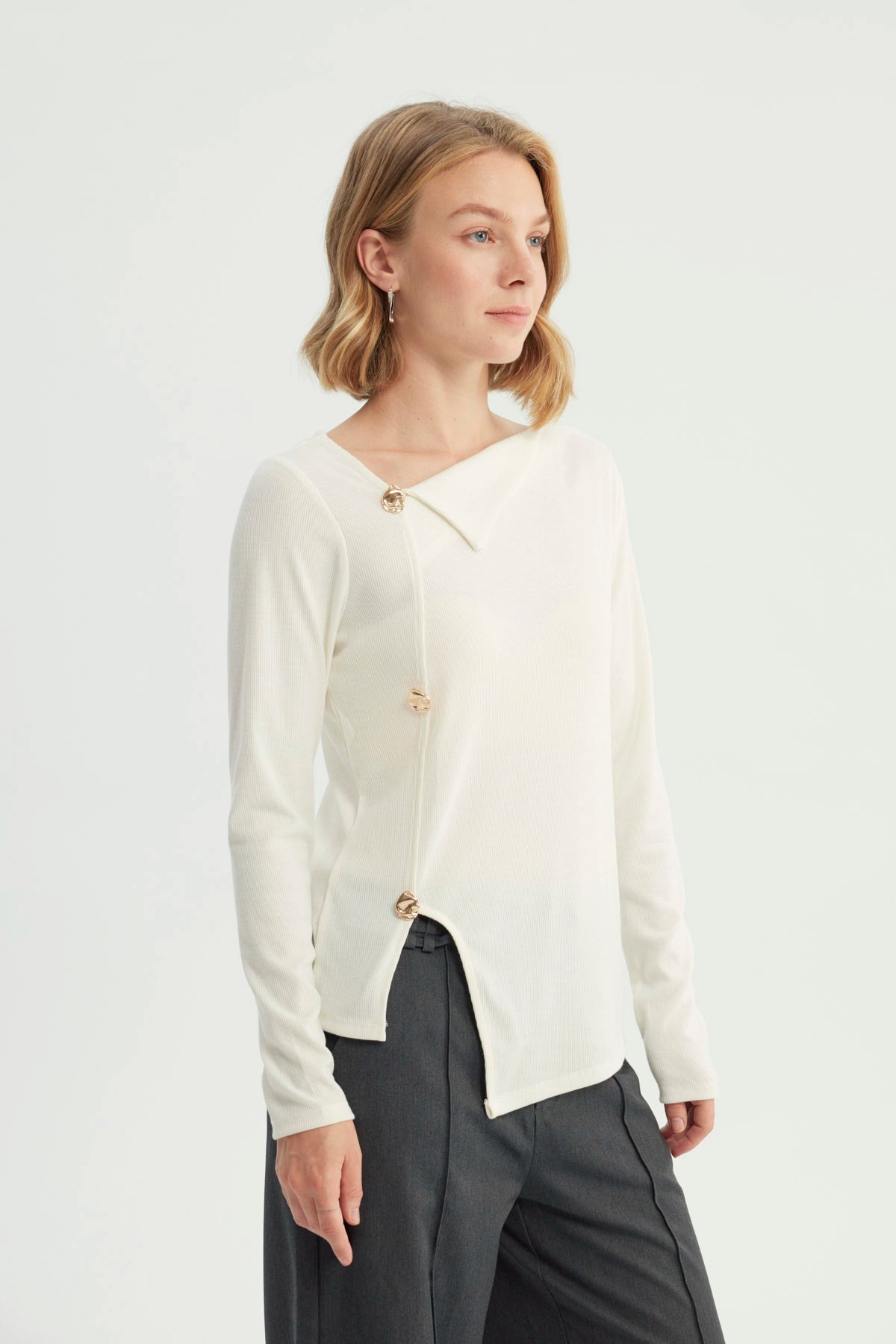Polera Mujer Regular Crema