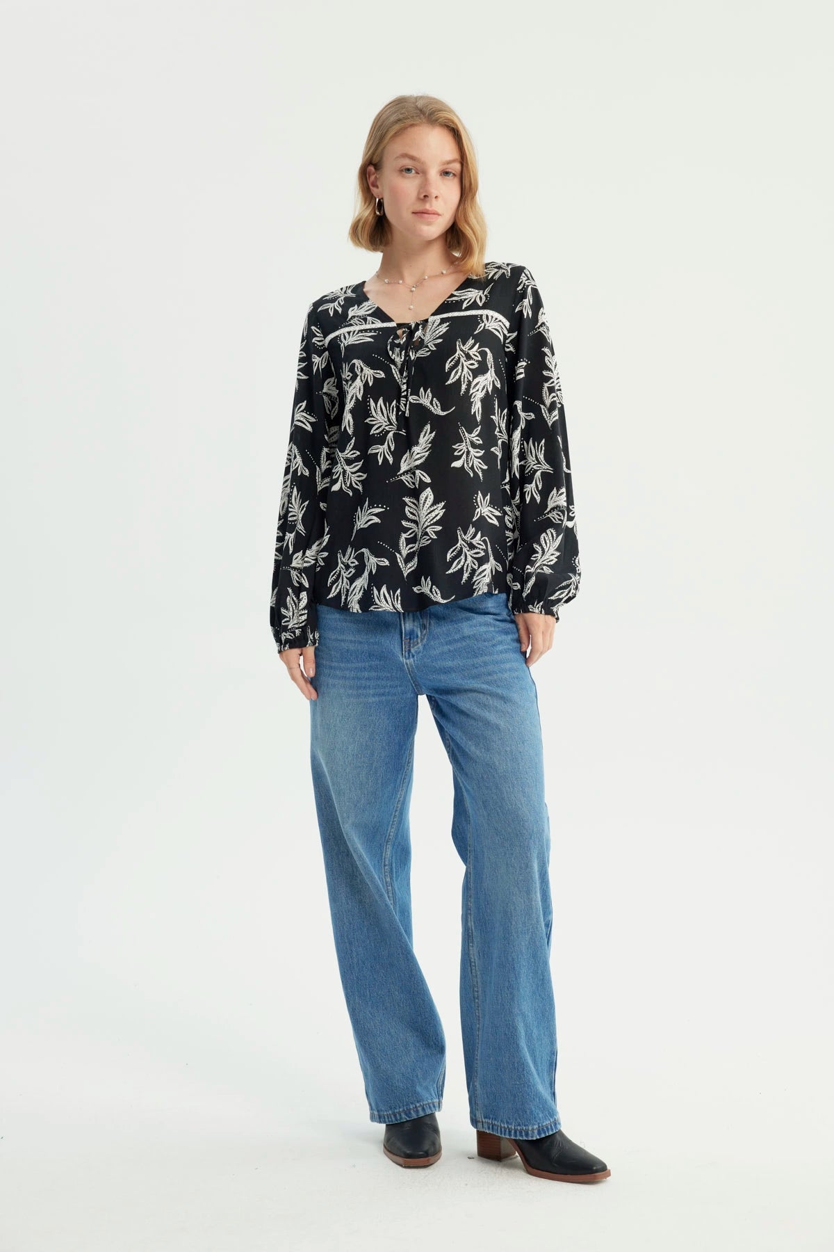 Blusa Mujer Clásica Negro