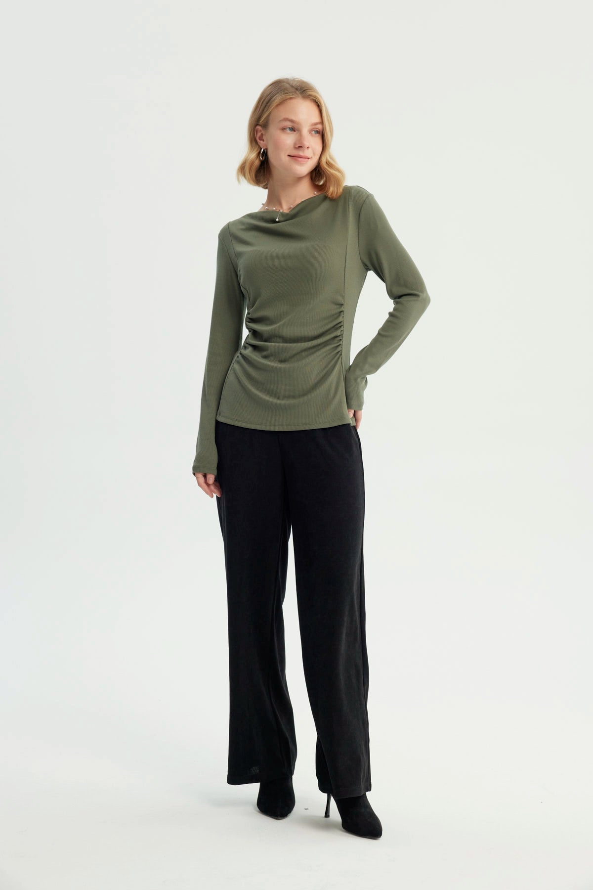 Polera Slim Mujer Verde Militar