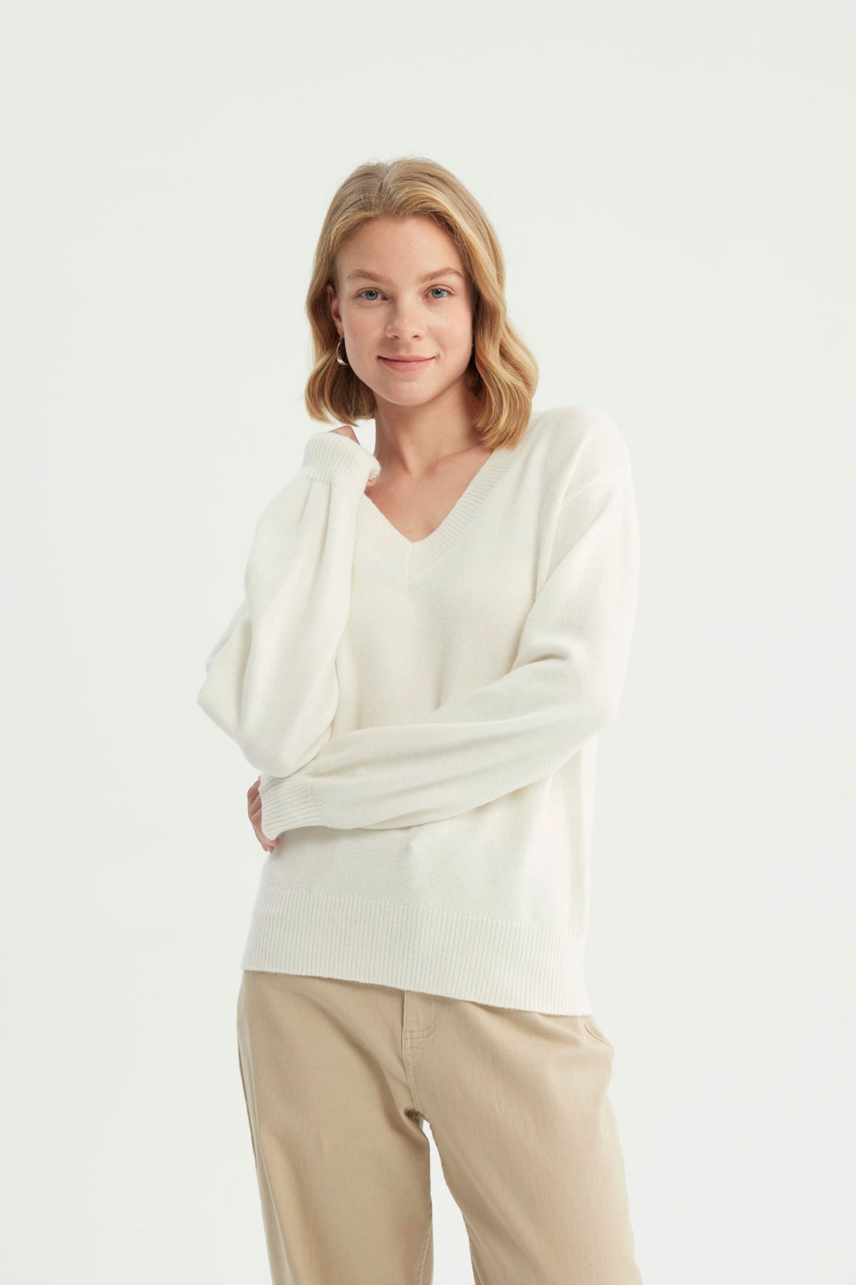 Sweater Mujer Classic Cuello V Crema