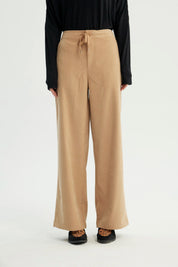 Pantalón Buzo Mujer Calce Recto Beige