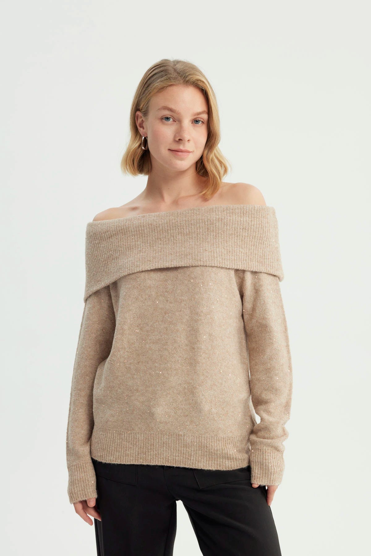 Sweater Mujer Classic Cuello Bardot Beige