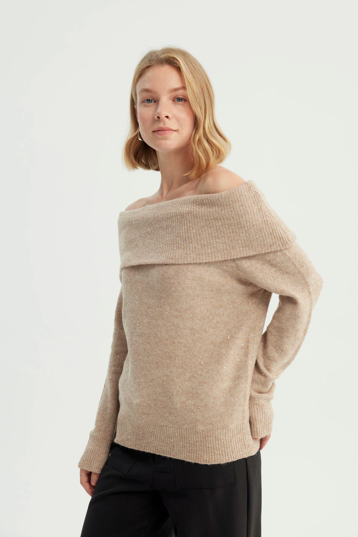 Sweater Mujer Classic Cuello Bardot Beige