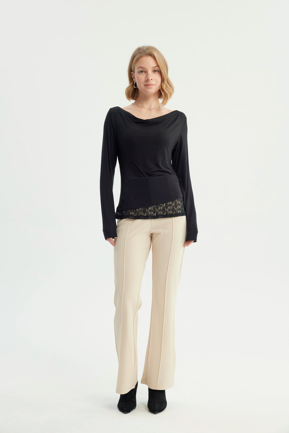 Polera Mujer Hombro Descubierto Negro