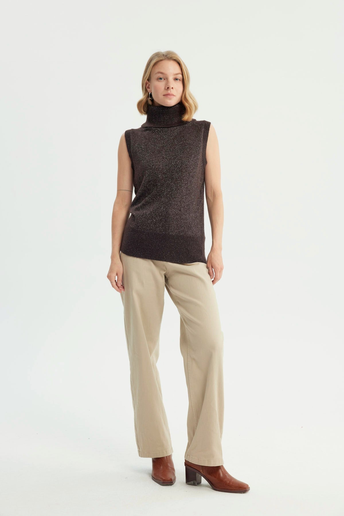 Sweater Mujer Classic Cuello Alto Chocolate
