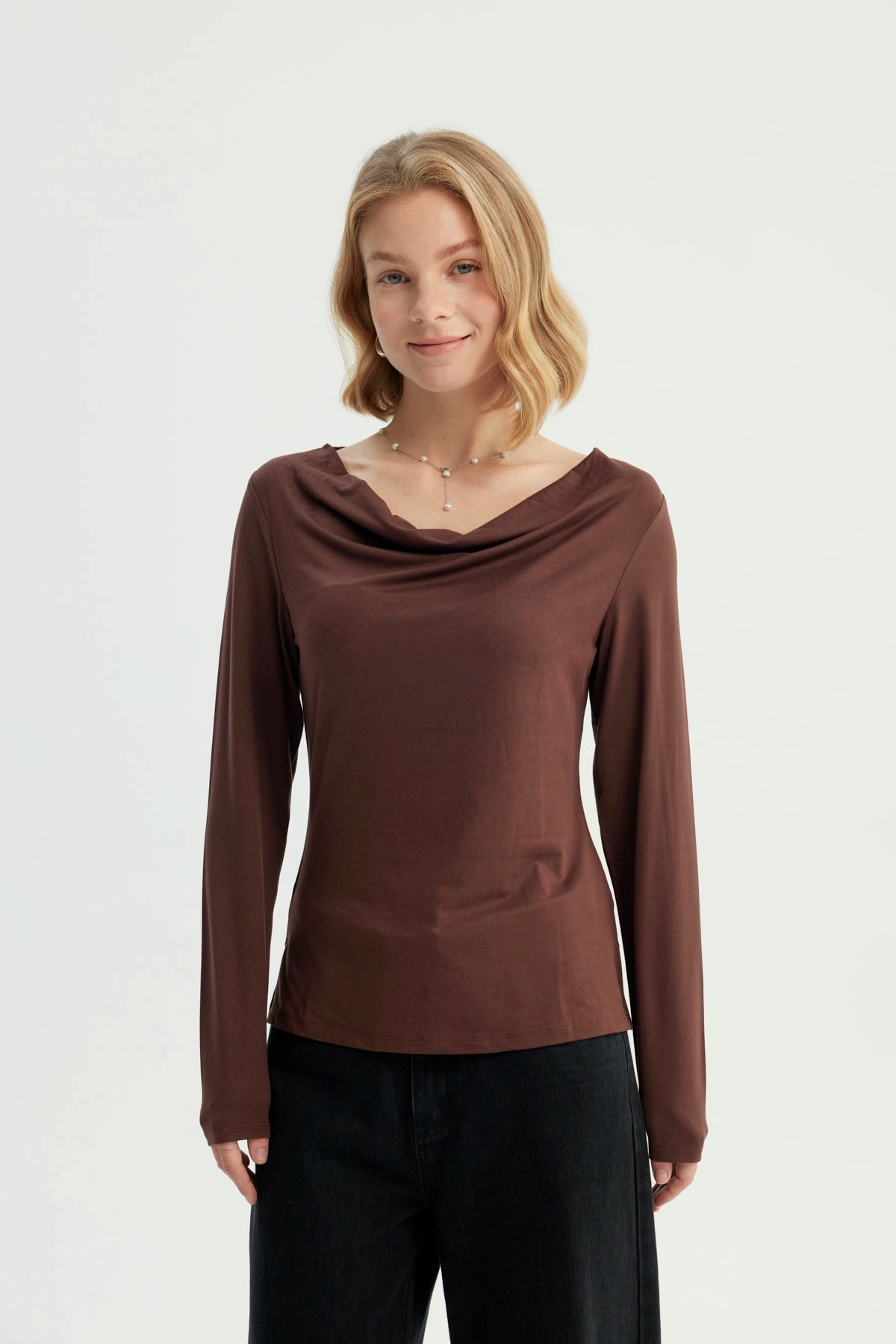 Polera Mujer Ajustada Café Oscuro