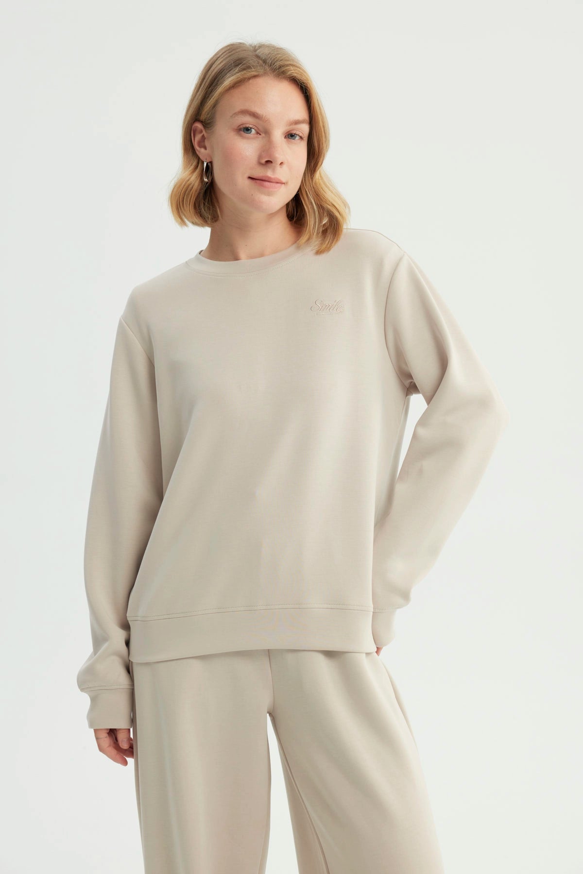 Polerón Mujer Clásico Beige