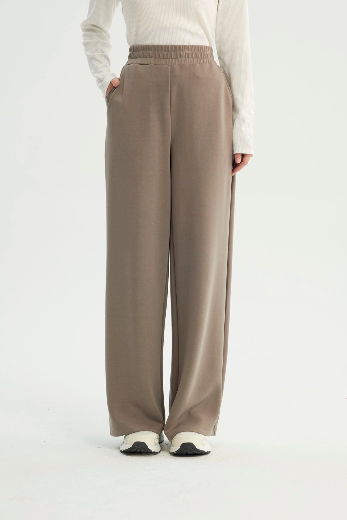 Pantalón Buzo Mujer Loose Chocolate