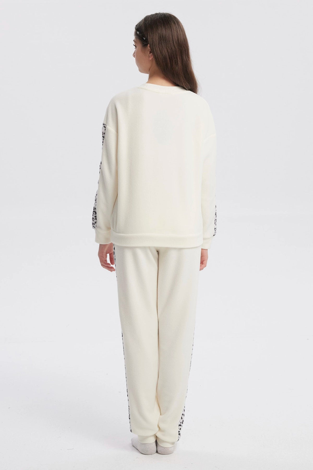 Pijama Niña Polera Y Pantalón Beige