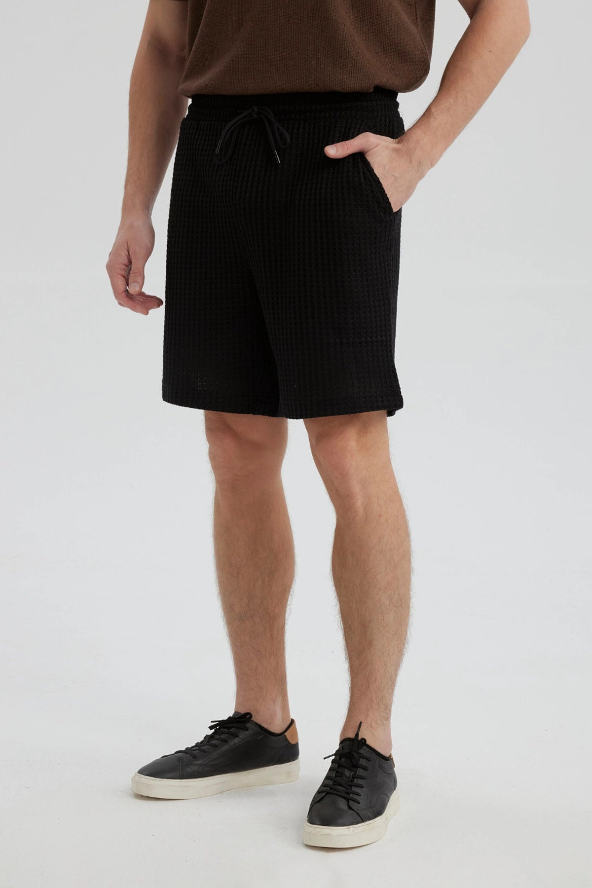 Bermuda Hombre Calce Recto Negro