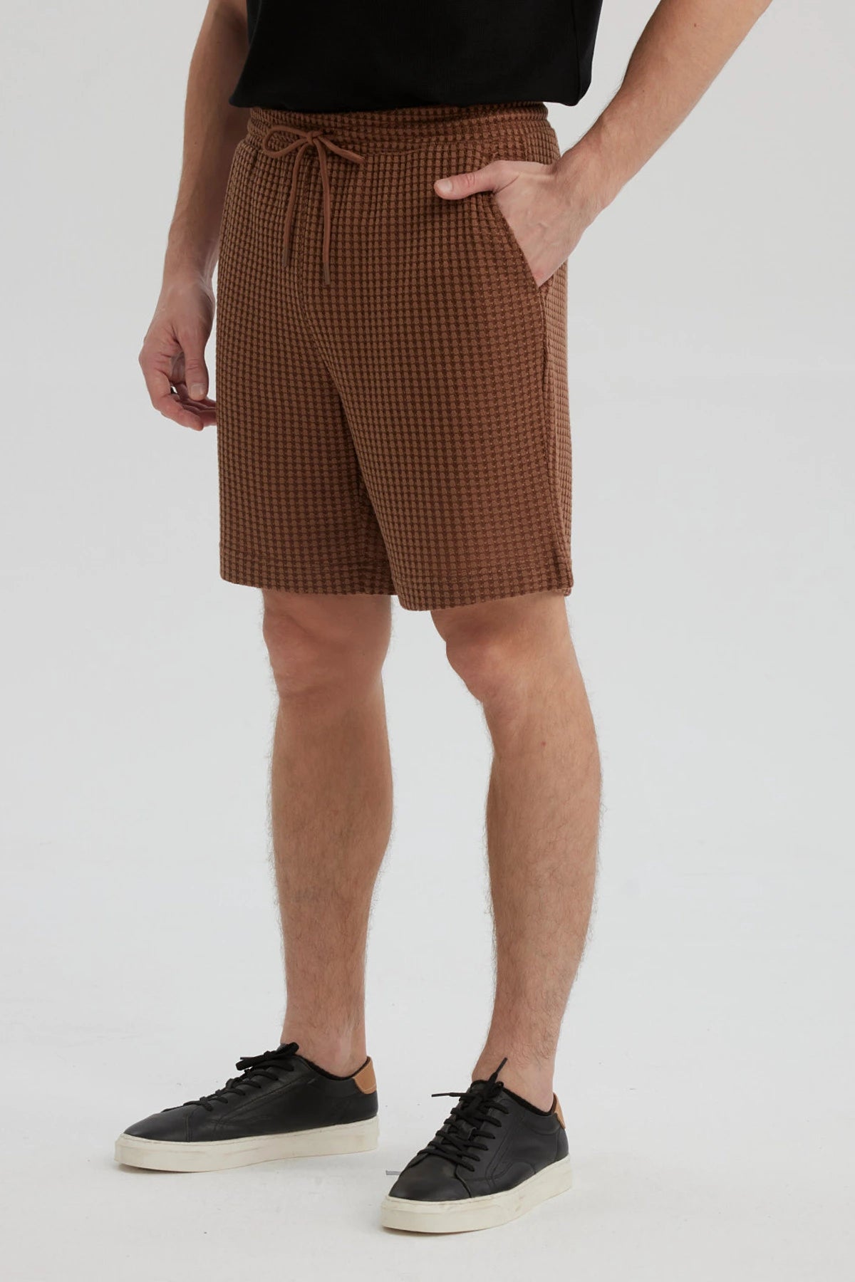 Bermuda Hombre Calce Recto Café