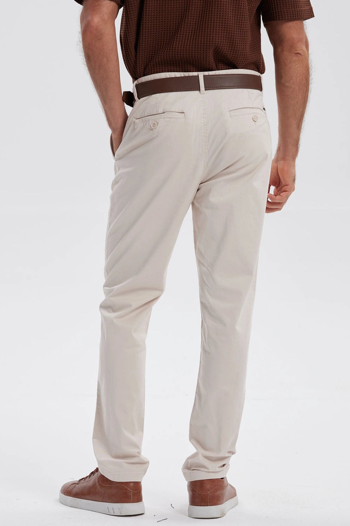 Pantalón Hombre Chino Cinturón Beige