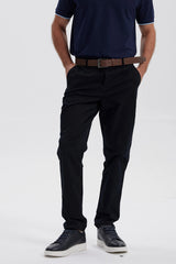 Pantalón Hombre Chino Cinturón Negro