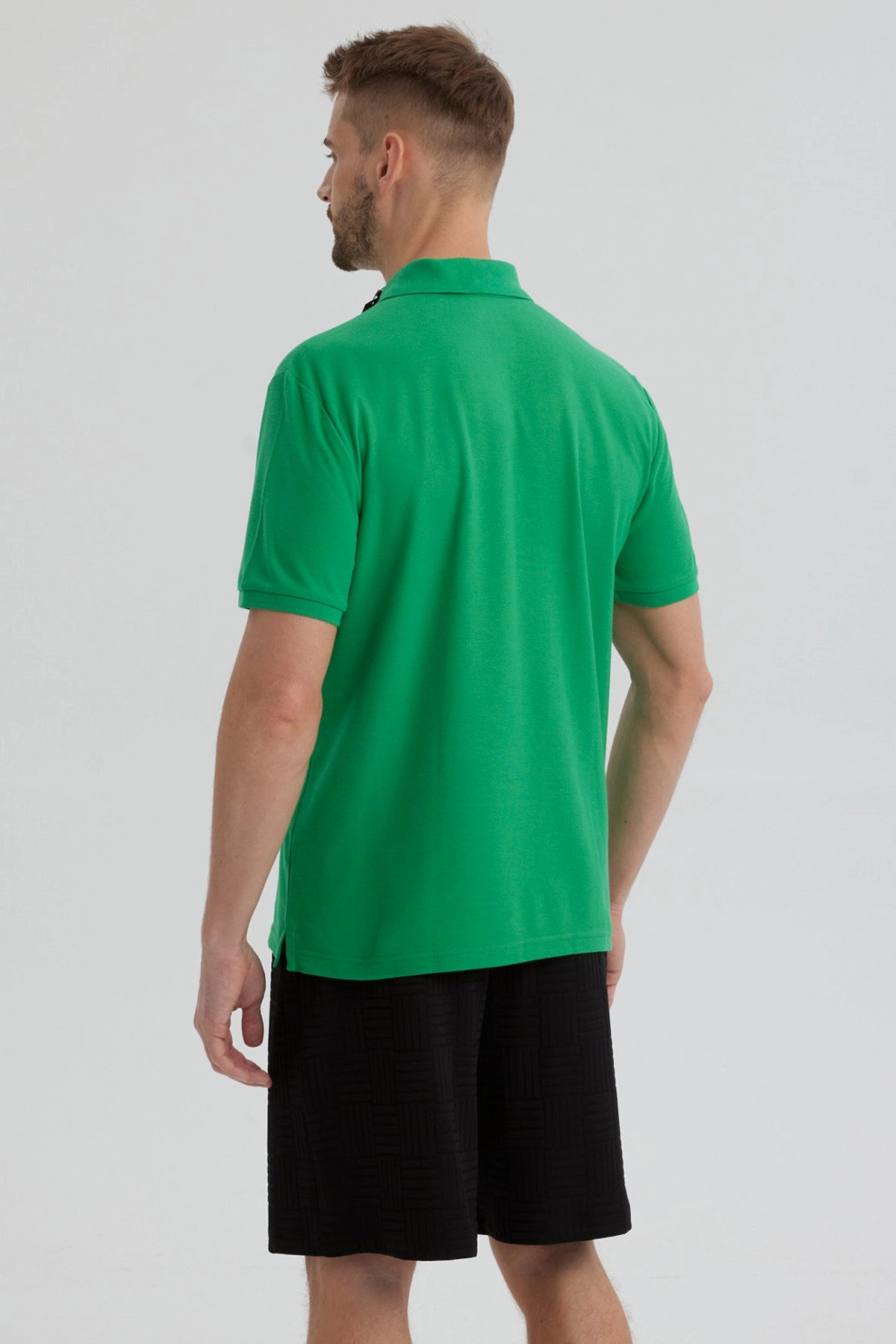 Polera Hombre Pique Básica Lisa Verde