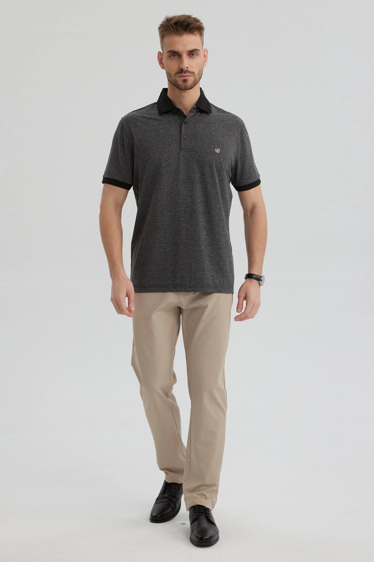 Polera Hombre Con Contraste Negro