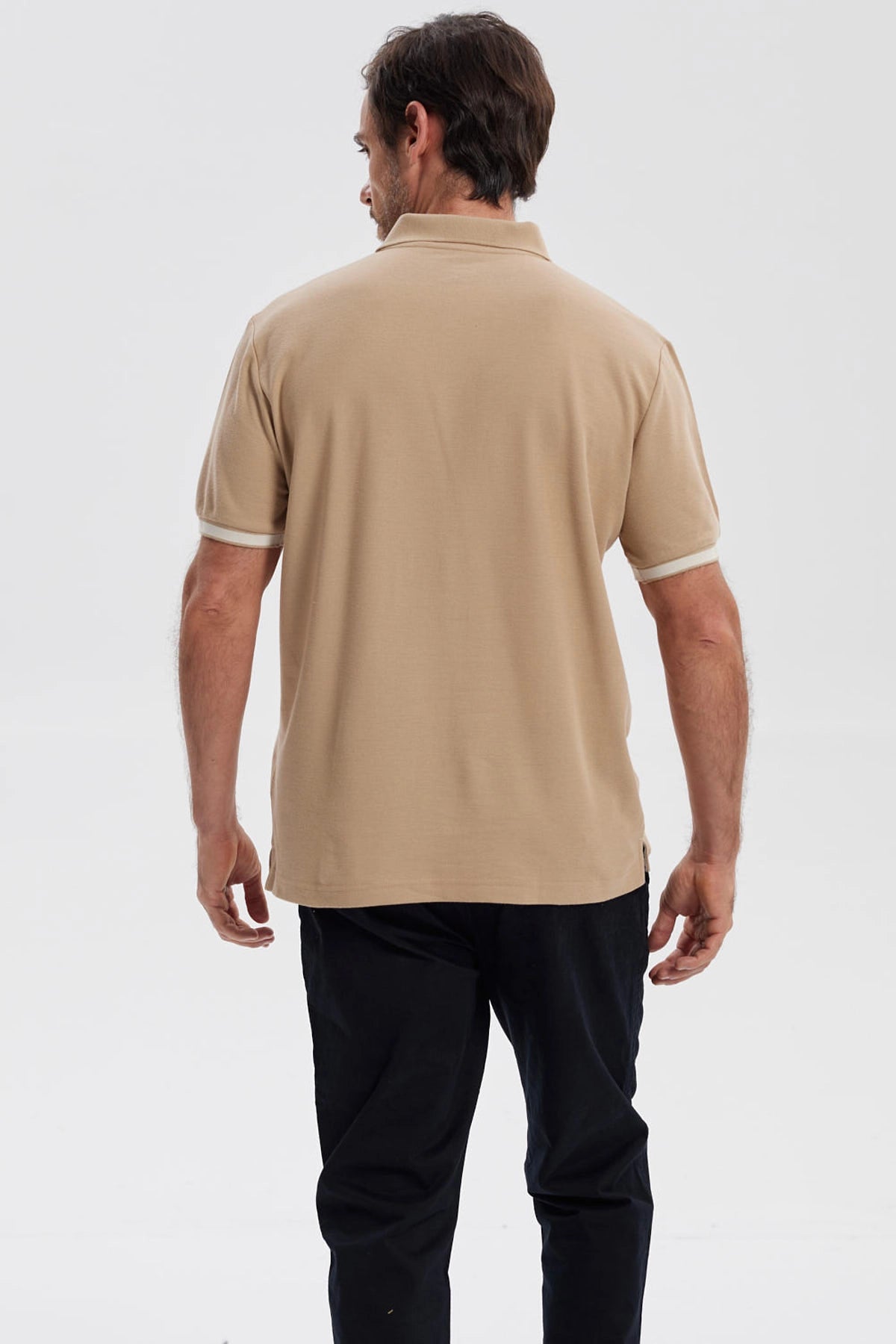 Polera Hombre Lisa Caqui