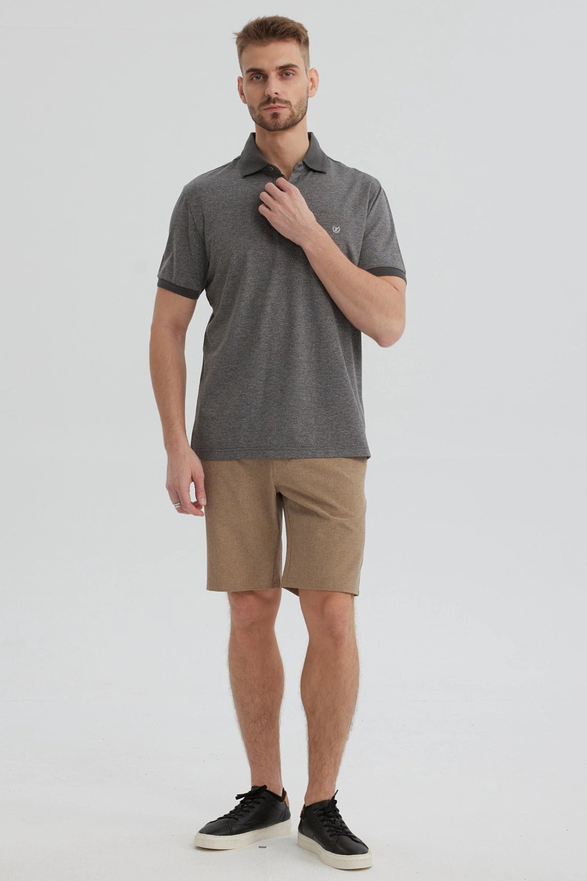 Bermuda Hombre Técnico Caqui