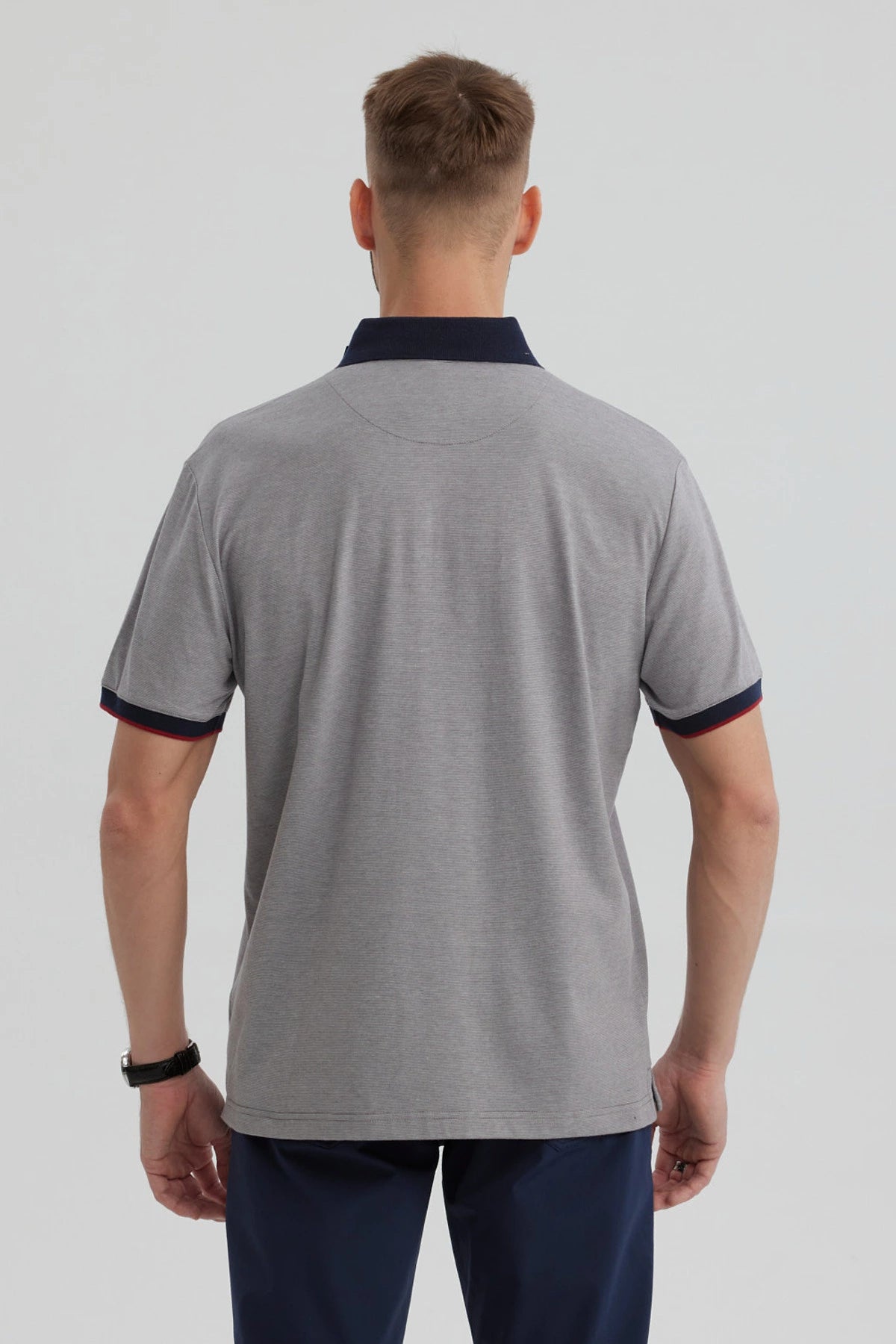 Polera Hombre Cuello Contraste Gris