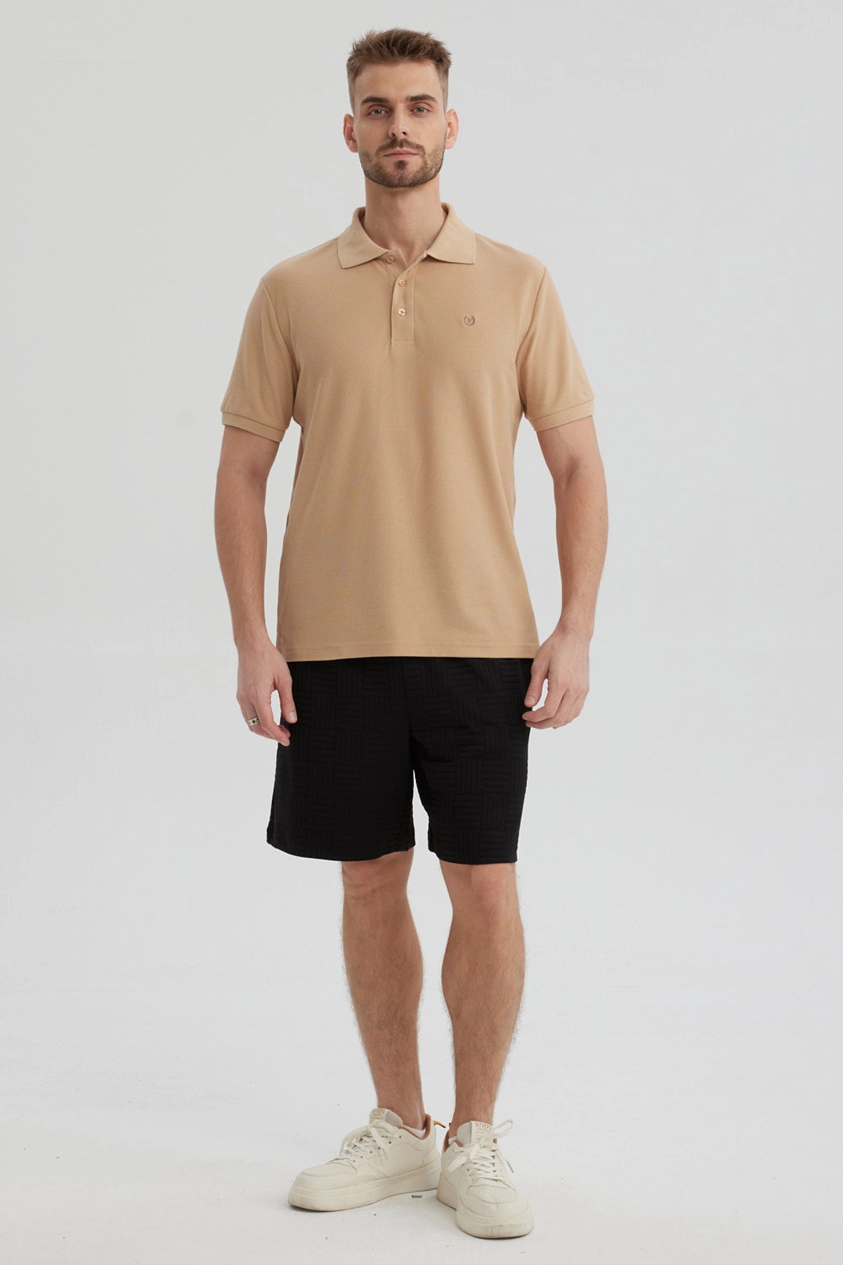 Bermuda Hombre Calce Recto Negro