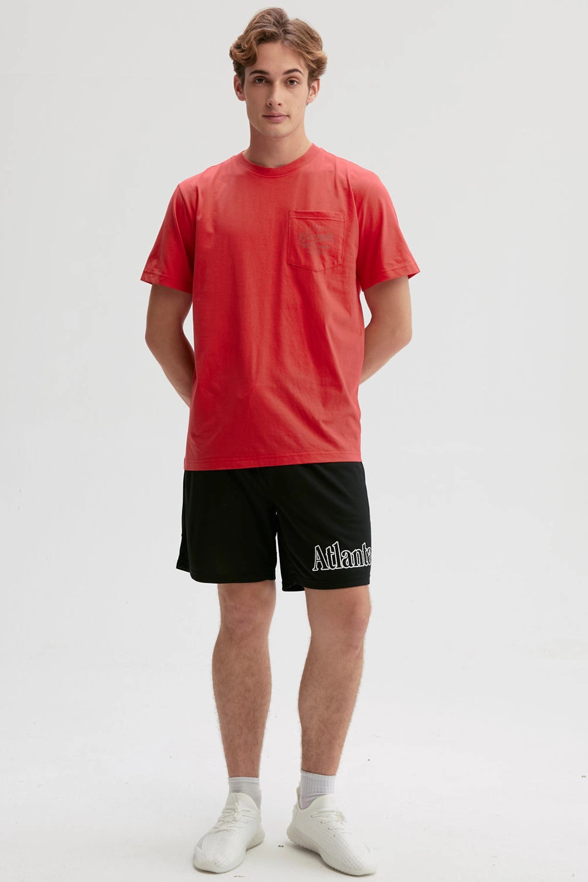 Polera Hombre Con Bolsillo Contraste Rojo