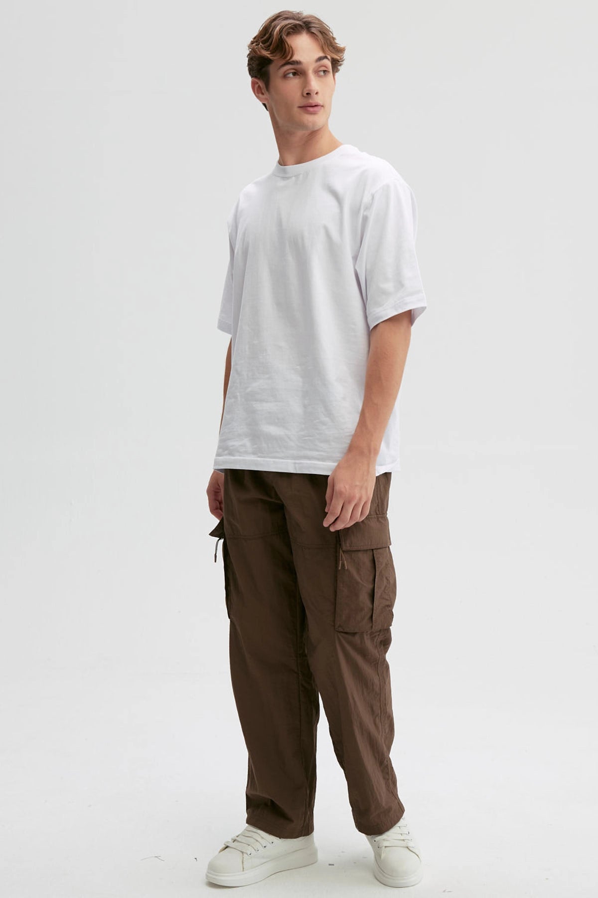 Pantalón Hombre Cargo Nylon Chocolate