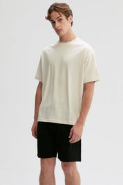 Polera Hombre Loose Fit Crema