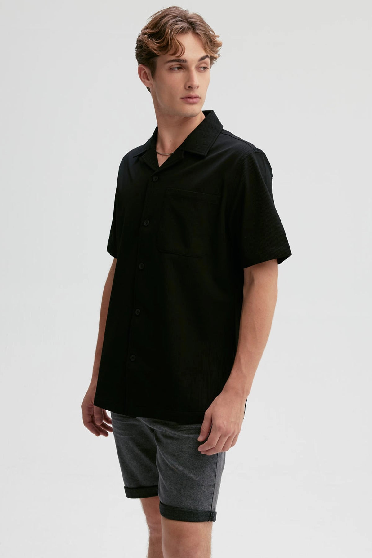 Camisa Hombre Textura Guayabera Negro
