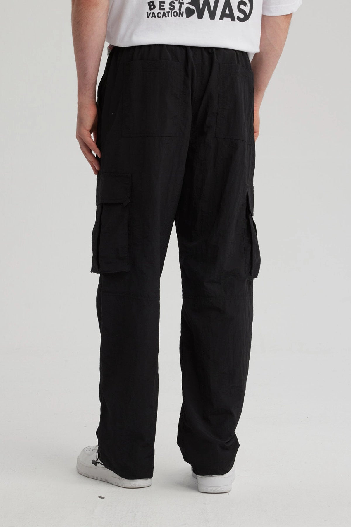 Pantalón Hombre Cargo Parachute Negro