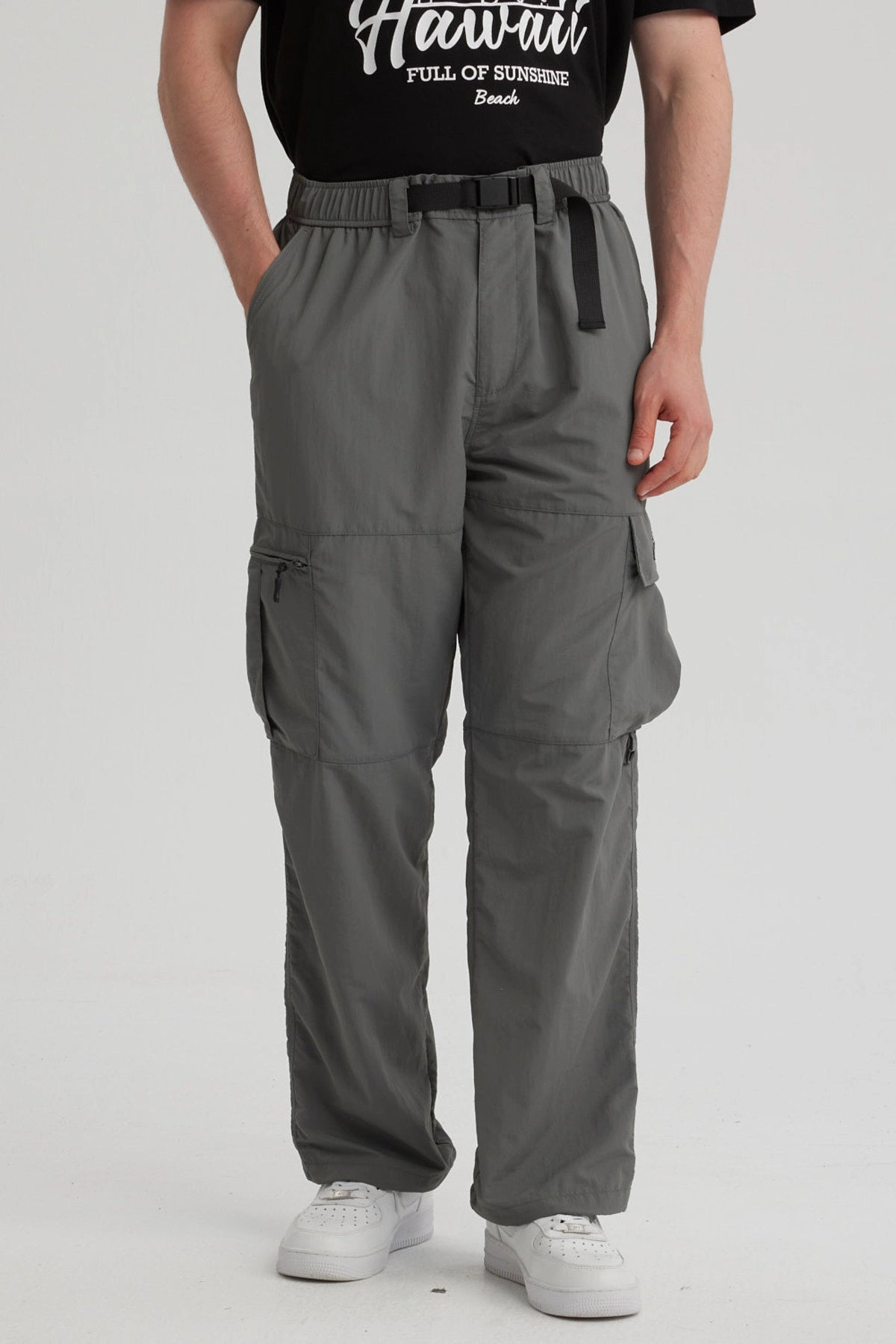 Pantalón Hombre Nylon Cargo Gris