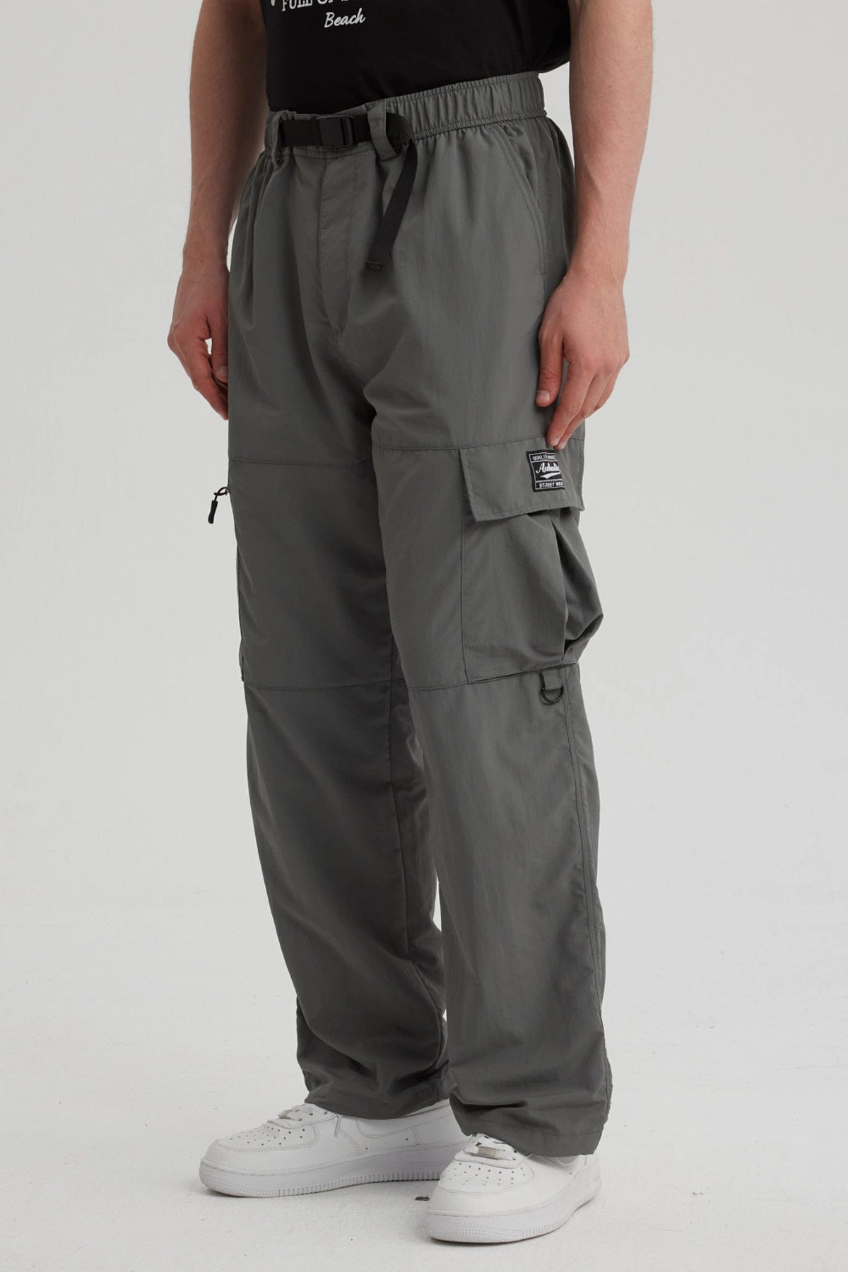 Pantalón Hombre Nylon Cargo Gris