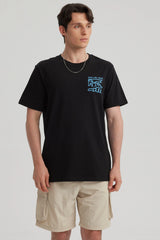 Polera Hombre Print Regular Fit Negro