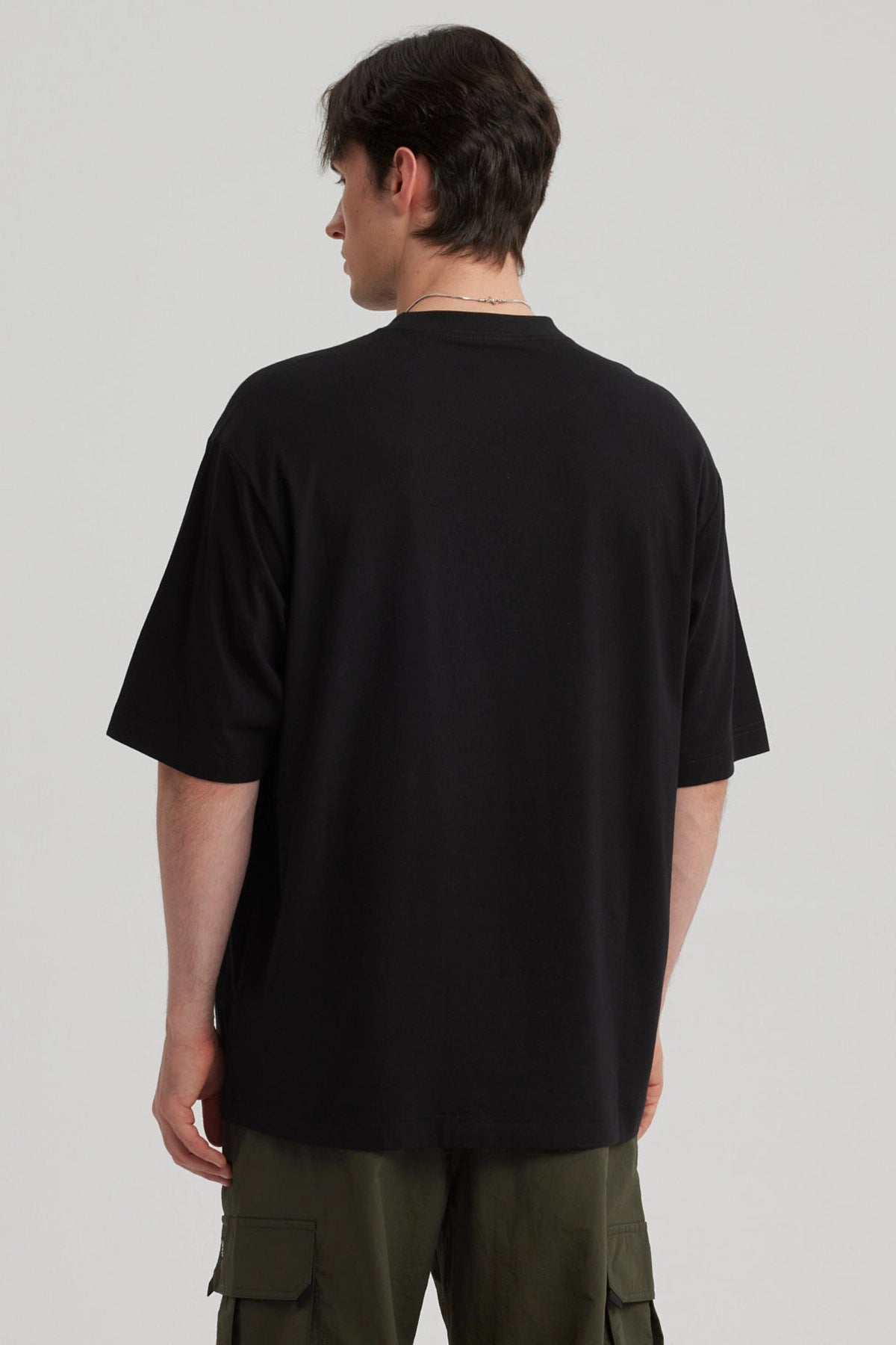 Polera Hombre Print Oversize Negro