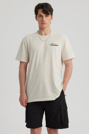 Polera Hombre Print Beach Crema