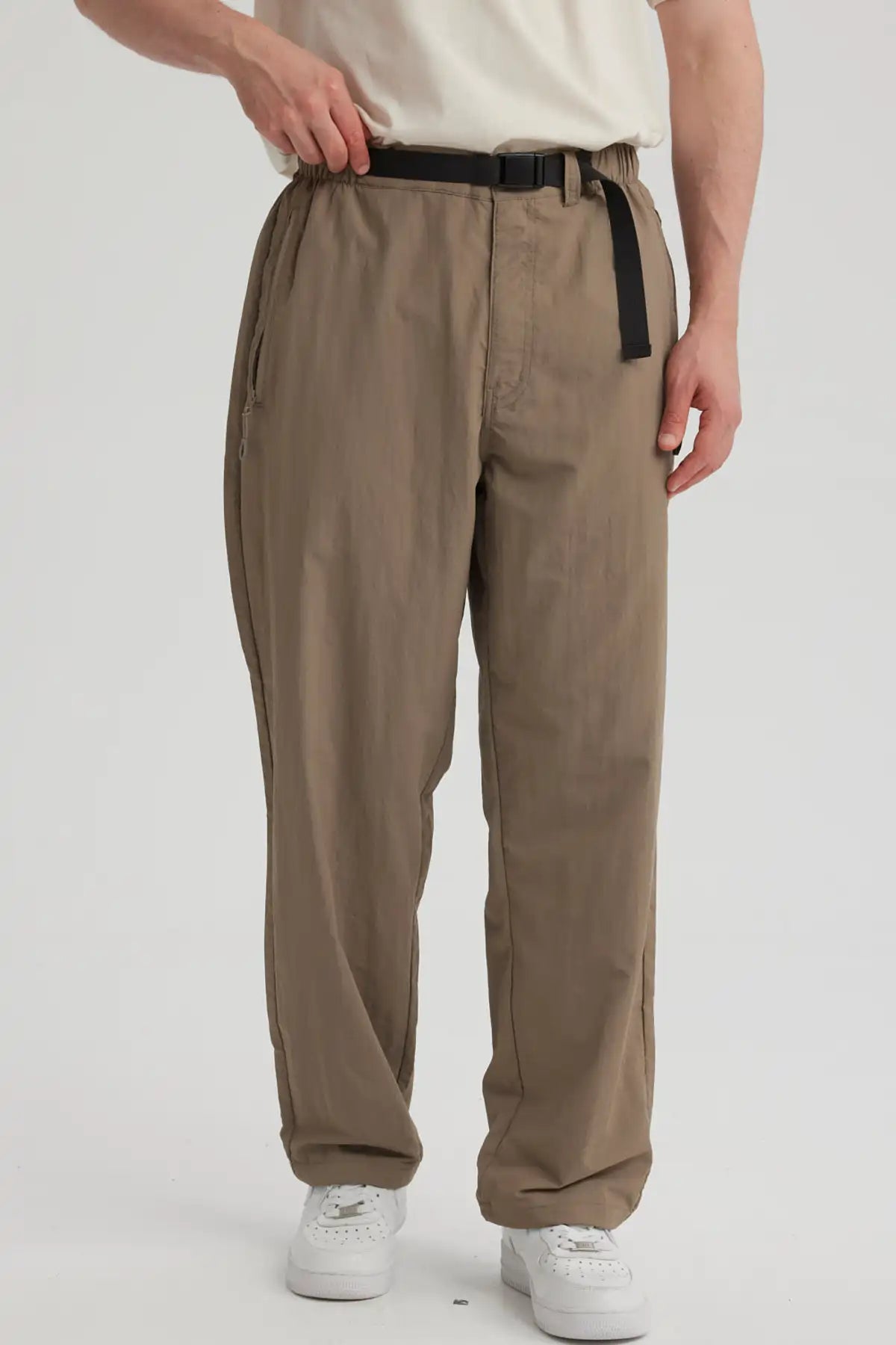 Pantalón Hombre Recto Con Bolsillo Kaki