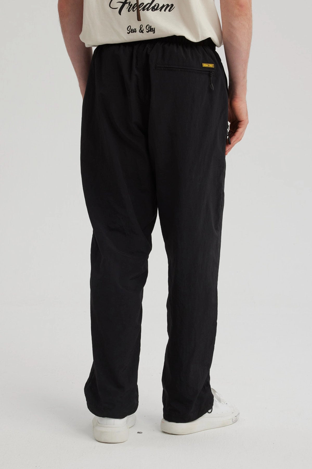 Pantalón Hombre Recto Con Bolsillo Negro